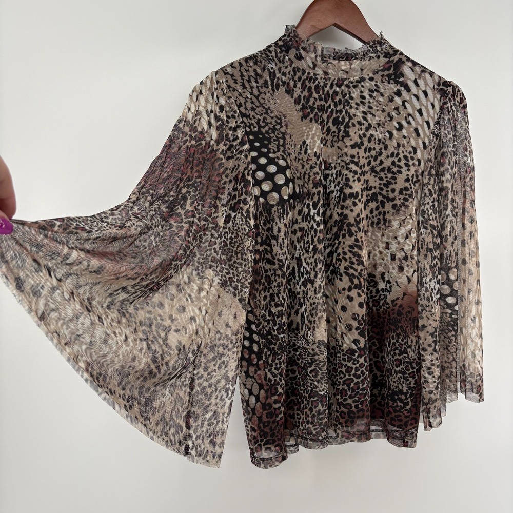 Chico's Cheetah Snake Mesh Top Size‎ 0 S